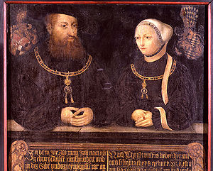 Gedächtnistafel für Markgraf Kasimir (1481-1527) und seine Gemahlin Susanne (1502-1543) in der Klosterkirche Heilsbronn. (Fotografie: Eugen Berberich)