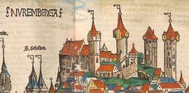 Darstellung der Nürnberger Burg in der Stadtansicht von 1493. Abb. aus: Hartmann Schedel, Liber Chronicarum, Nürnberg 1493, fol.99v-100r. (bavarikon) (Bayerische Staatsbibliothek, 2 Inc.c.a. 2919)