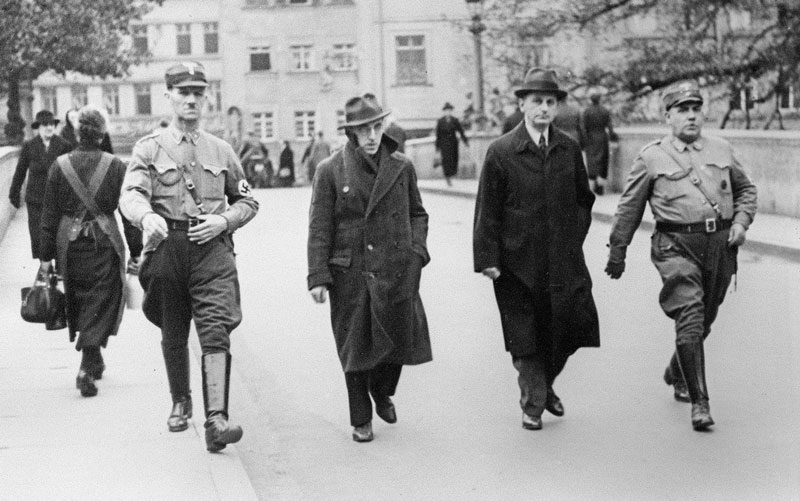 Datei:Bamberg 10 Nov 1938 StdB VoBS 472 H001 B002.jpg