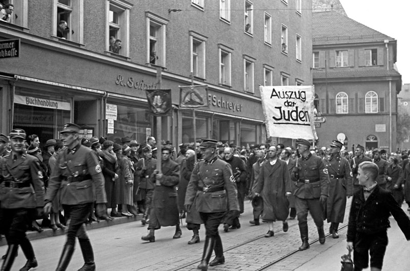 Datei:Regensburg 10 Nov 1938 StdAR 38-33.jpg
