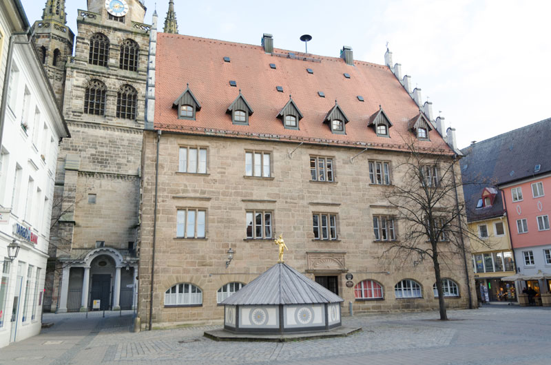 Datei:Ansbach Kaiserliches Landhaus.jpg