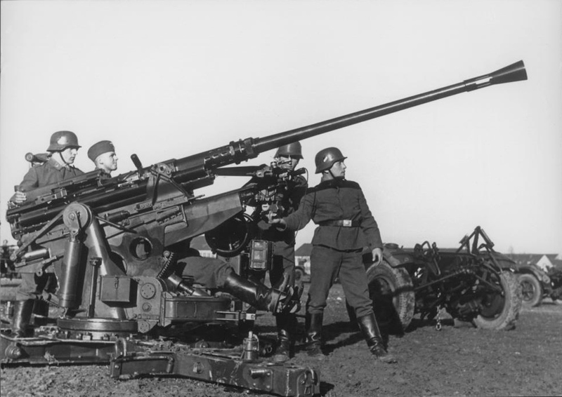 Datei:Flugabwehrkanone 1939.jpg