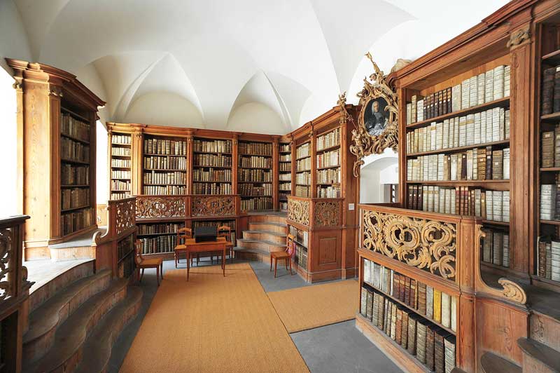 Datei:Residenz Bamberg Archivraum 2.jpg