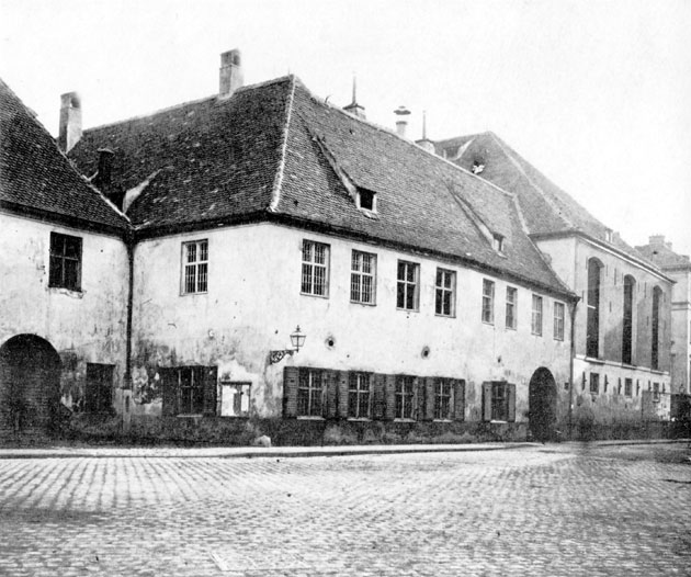 Datei:Weisses Hofbraeuhaus am Platzl.jpg