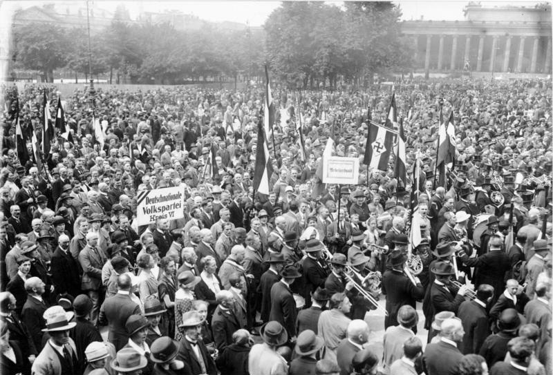 Datei:Volksabstimmung 1926 Kundgebung.jpg