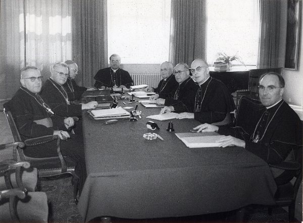 Datei:Artikel 44418 bilder value 4 bischofskonferenz3.jpg