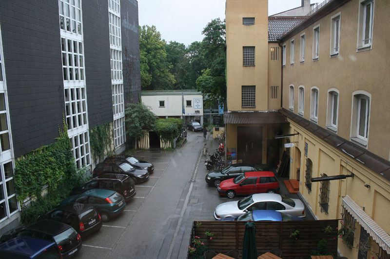 Datei:Landeszentrale Brienner-Straße.jpg