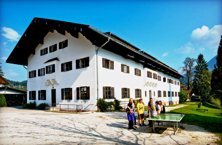Datei:Berchtesgaden Haus Jenner.jpg