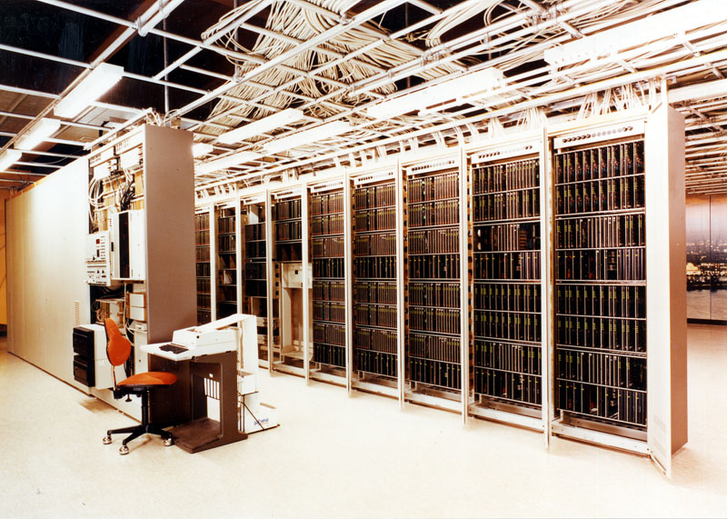 Datei:Elekt. Wählsystem 1980.jpg