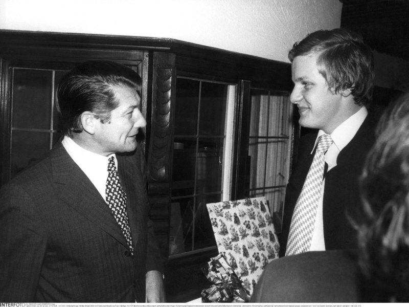 Datei:Leo Kirch mit Max Strauss 1975.jpg