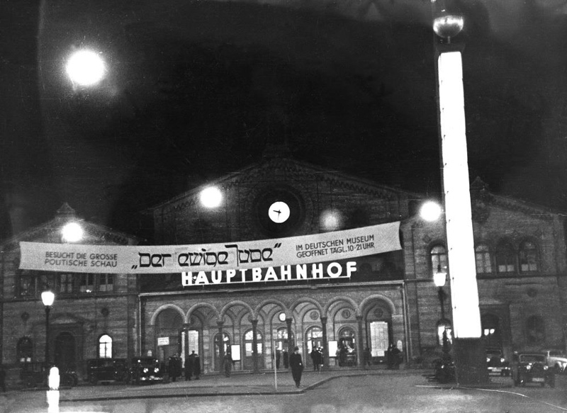 Datei:Der ewige Jude Webung Hauptbahnhof.jpg