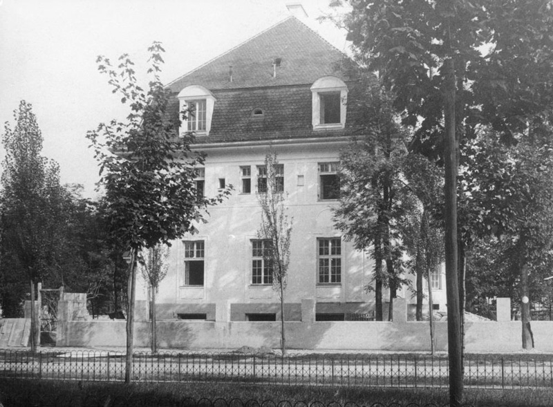 Datei:Thomas-Mann-Villa 1910.jpg