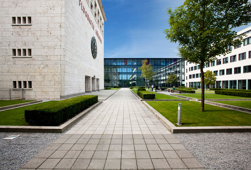 Datei:Hochschule der Bayerischen Wirtschaft.jpg