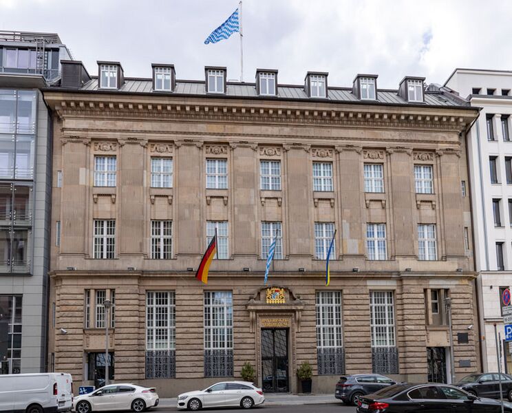 Datei:Bayern Landesvertretung Berlin.jpg