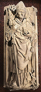 Spätmittelalterliche Deckplatte vom Hochgrab des Heiligen Simpert in der Augsburger Kirche St. Ulrich und Afra. Das Werk wurde 1492 von Michel Erhart (geb. ca. 1440) und Adolf Daucher (1465-1523) geschaffen. (Bayerisches Nationalmuseum, Inv.-Nr. MA 944)