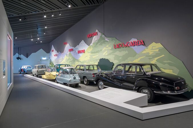 Bühne "Wirtschaftswunder macht mobil" im Museum der Bayerischen Geschichte in Regensburg. (Haus der Bayerischen Geschichte / www.altrofoto.de)