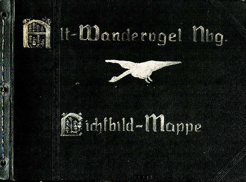 Datei:Fotoalbum Wandervogel Nuernberg.jpg