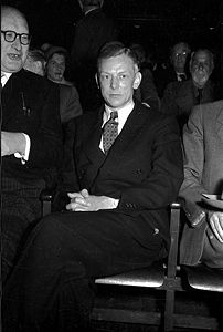 Adolf Butenandt, Nobelpreisträger für Chemie 1939, auf einem Foto von 1951 im Deutschen Museum München. (Bayerische Staatsbibliothek, Bildarchiv timp-001409)