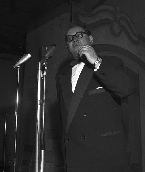 Datei:Emil Vierlinger 1956.jpg