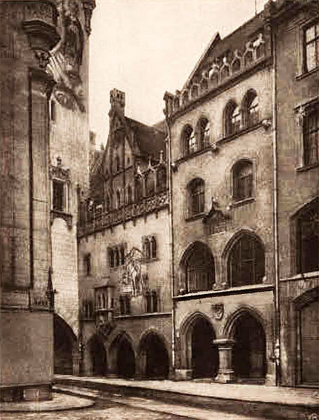 Datei:Stadtarchiv München.jpg