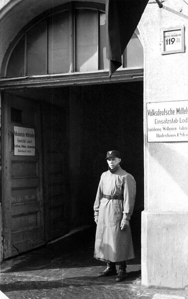 Datei:Volksdt Mittelstelle 1940.jpg