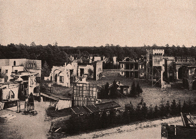 Datei:Emelka Filmbauten.jpg