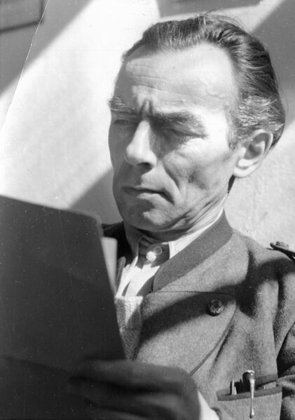 Datei:Erich Kaestner.jpg