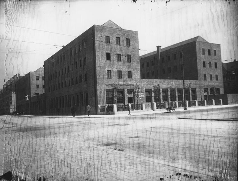 Datei:Ledigenheim Muenchner Westend.jpg