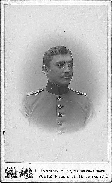 Datei:August Hoerl.jpg