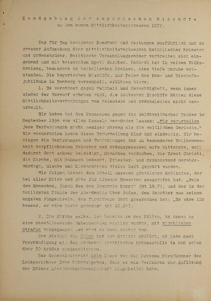 Datei:1937 Kundgebung bayerische Bischoefe.jpg
