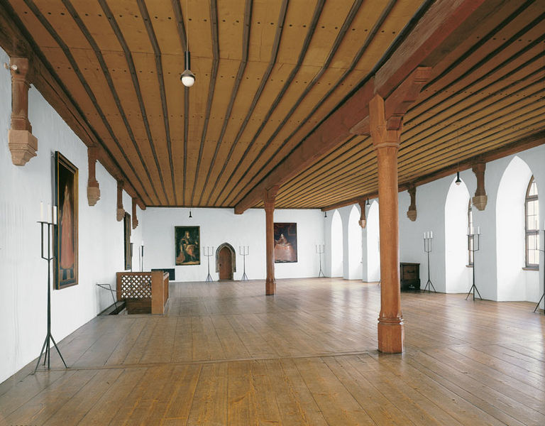 Datei:Nuernberger Burg Kaisersaal 2017.jpg