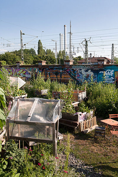 Datei:Urban Gardening Viehhof Muenchen.jpg