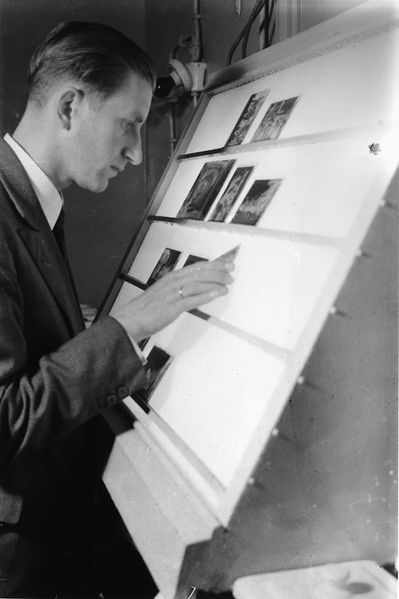 Datei:Heinrich Hoffmann Verlag 3.jpg