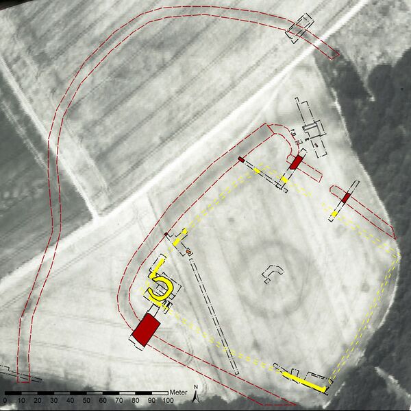 Datei:Veitsberg Luftbild Befunde.jpg