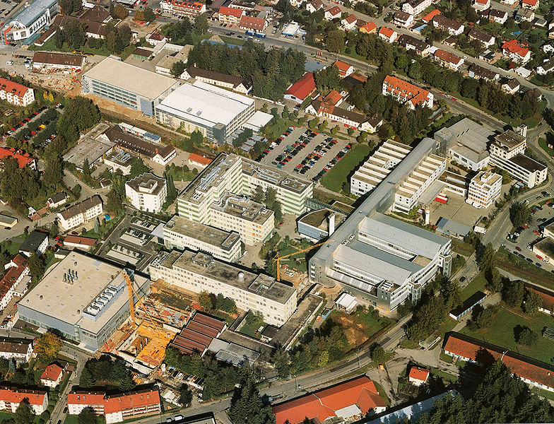 Datei:Traunreut Heidenhain.jpg