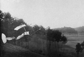 Alois Wolfmüller kurz nach dem Start bei Landsberg, 1907. (Foto: Deutsches Museum)