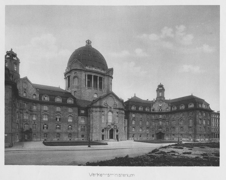 Datei:Verkehrsministerium 1935.jpg