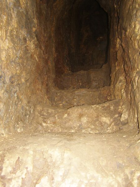 Datei:Erdstall Mitterschneidhart 02.jpg