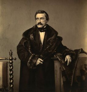 Max von Neumayr (1808-1881) war zuerst unter Maximilian II. Vertreter Bayerns in Stuttgart und wurde 1859 zum Innenminister ernannt. 1865 trat er zurück. Foto von Franz Seraph Hanfstaengl (1804-1877), c. 1861. (Stadtmuseum München FM 85/101-130)