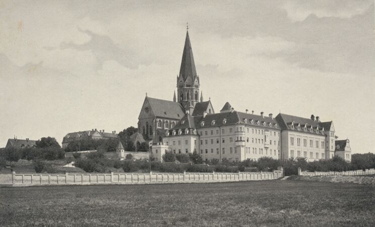 Die Erzabtei St. Ottilien wurde am 17. April 1941 von der Gestapo besetzt. Hier zu sehen ist eine Klosteransicht aus dem Jahr 1936. (Erzabtei St. Ottilien)