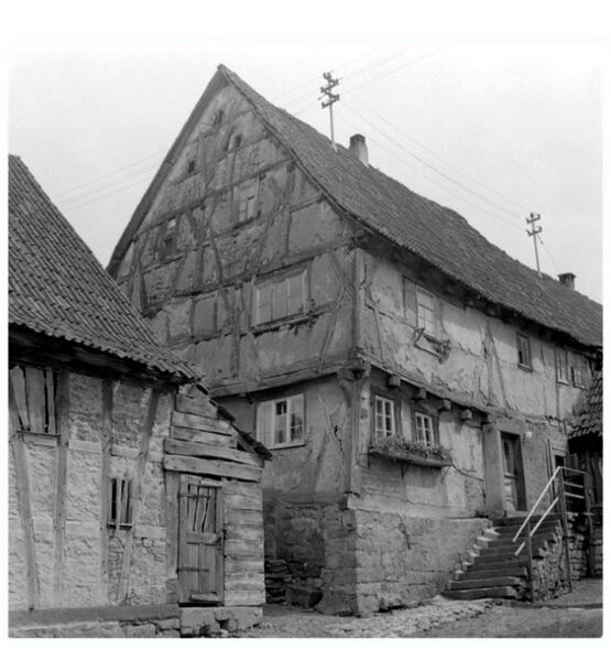 Datei:Machtilshausen Stockwerksbau 1488.jpg