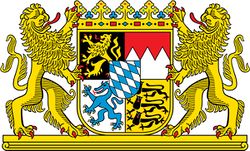 Das große Bayerische Staatswappen wurde am 5. Juni 1950 mit dem Gesetz über das Wappen des Freistaates Bayern eingeführt. (© Bayerisches Staatsministerium des Innern, für Bau und Verkehr)
