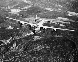 Der Bomber Boeing B-24 "Liberator". Ein Flugzeug der US Air Force aus dem Zweiten Weltkrieg. (Foto von The Granger Collection via Britannica Image Quest)