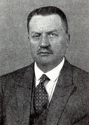 Finanzminister Hans Schmelzle (1874-1955) gab sein Amt nach dem mehrmaligen ...