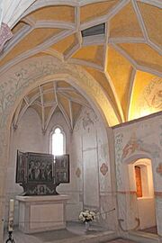 Die Kapelle im Hauptgeschoss, Blick zur Altarnische, die außen als Erker (Chörlein) in Erscheinung tritt. (Bayerisches Armeemuseum Ingolstadt/Foto: Christian Stoye)