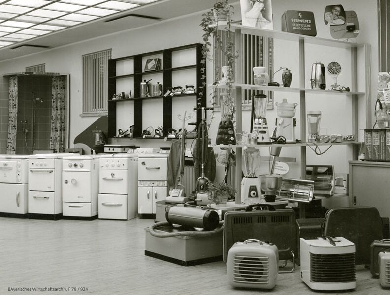 Datei:BWA F78 924 Elektrogeraeteausstellung.jpg