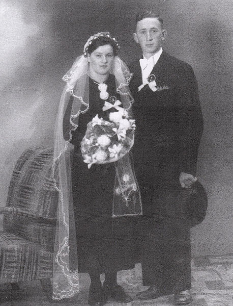 Datei:Hochzeitsfoto Wimschneider.jpg