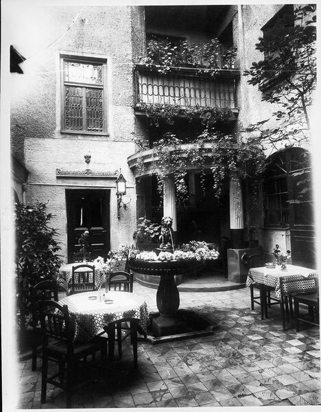 Datei:Osteria Bavaria 1925.jpg