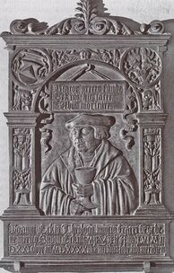 Grabmal von Johannes Eck. Der bedeutende Ingolstädter Universitätsprofessor und profilierte Luthergegner ist einer der berühmtesten Bestatteten im Liebfrauenmünster. (Kommission für die Herausgabe der Deutschen Inschriften des Mittelalters und der frühen Neuzeit)