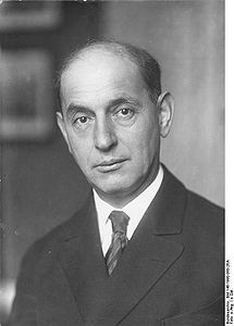 Moritz Julius Bonn (1873-1960). Der Nationalökönom und Leiter der Handelsschule München war Mitglied der bayerischen Delegation in Versailles. (Bundesarchiv, Bild 146-1990-080-26A / CC-BY-SA 3.0)